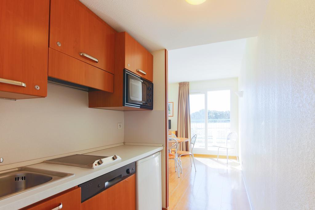 Inter-Hotel Sea Side Park Villeneuve-Loubet Exterior photo